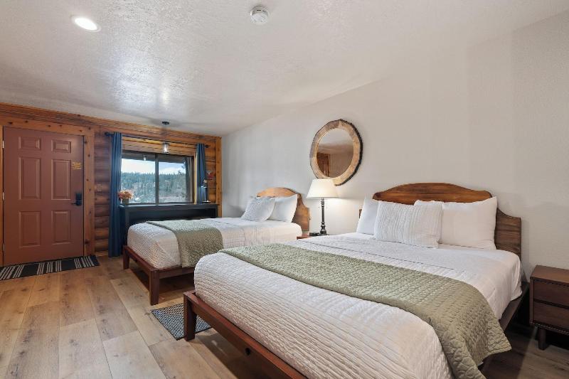 Duck Creek Village Inn image