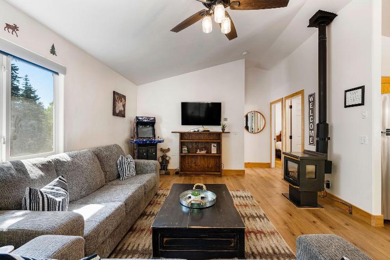 Duck Creek Village Inn image