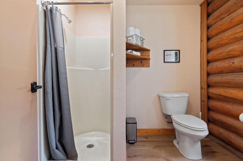 Duck Creek Village Inn image