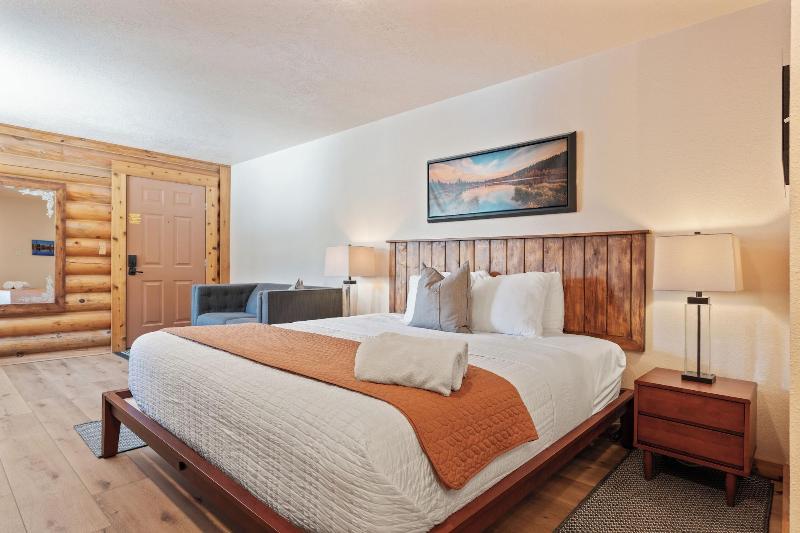 Duck Creek Village Inn image
