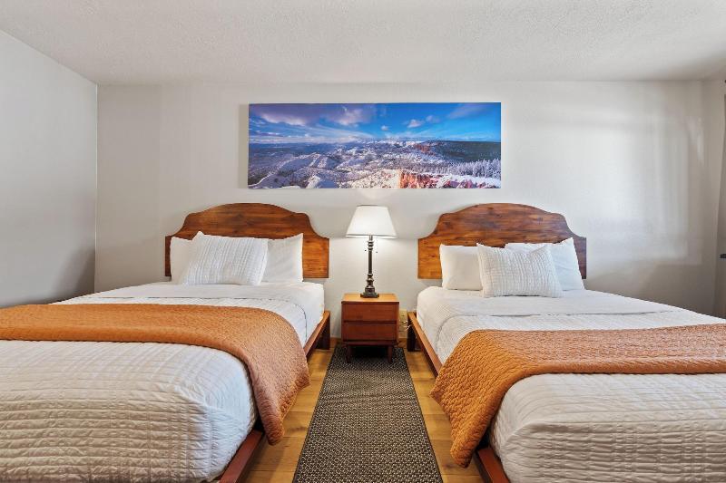 Duck Creek Village Inn image
