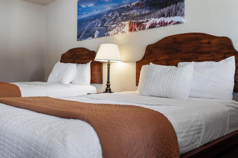 Duck Creek Village Inn image