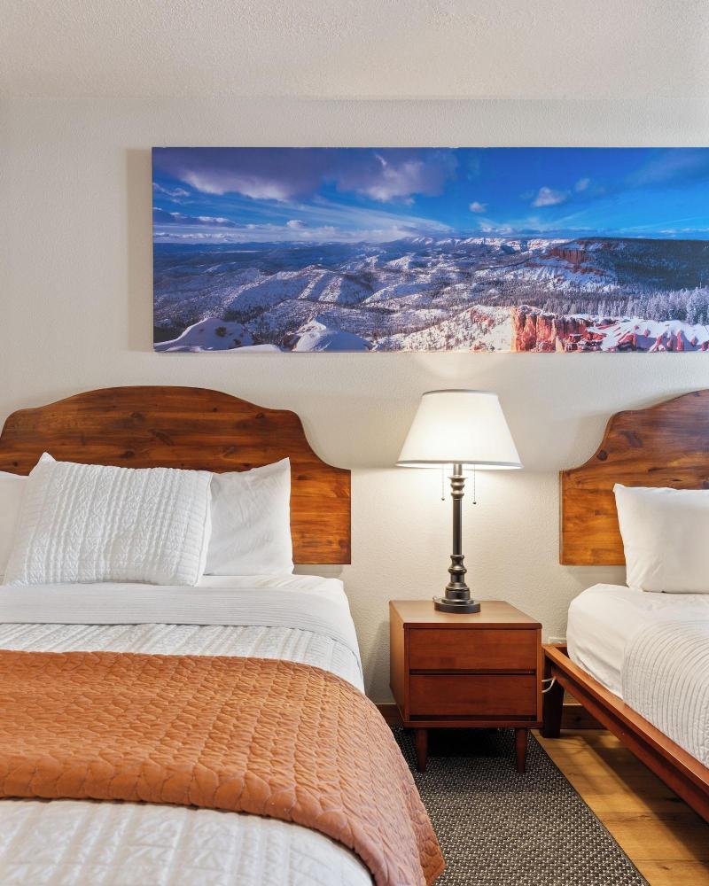 Duck Creek Village Inn image