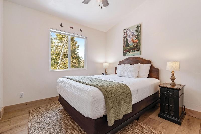 Duck Creek Village Inn image