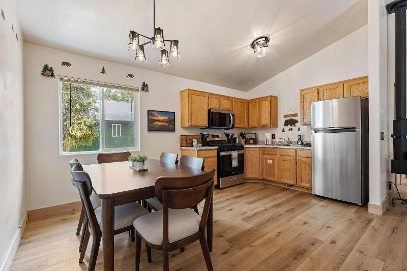 Duck Creek Village Inn image