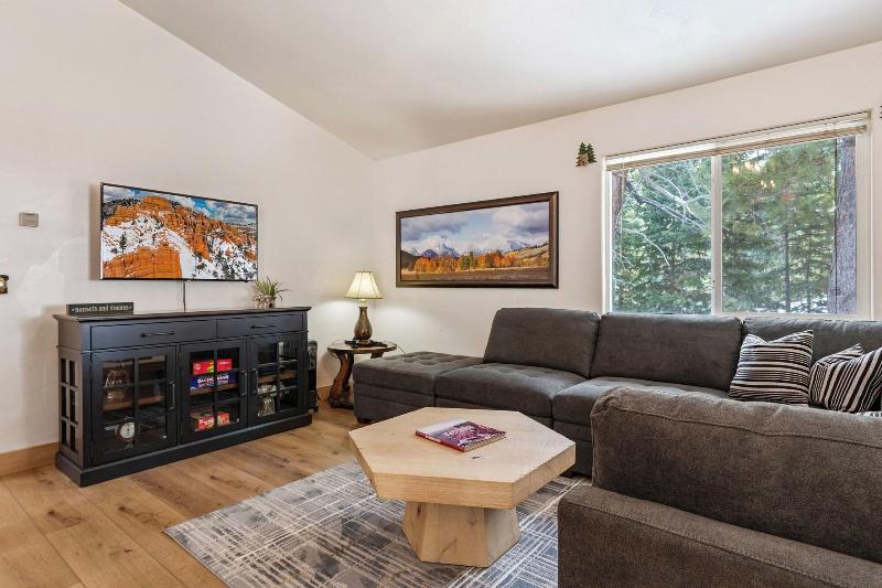 Duck Creek Village Inn image