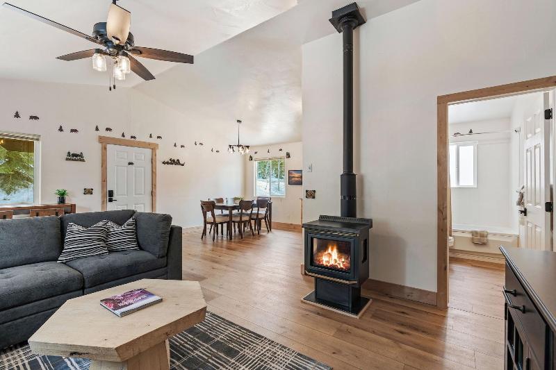 Duck Creek Village Inn image