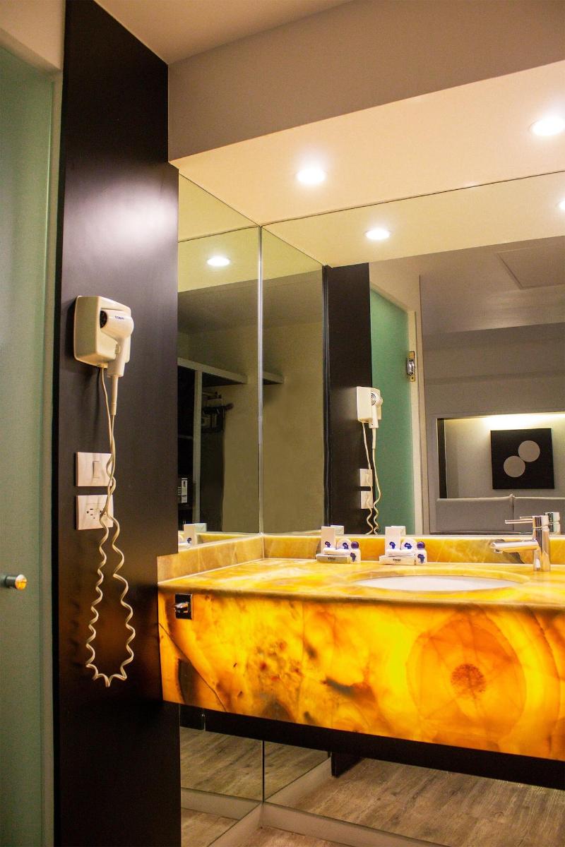 Hotel Harare image
