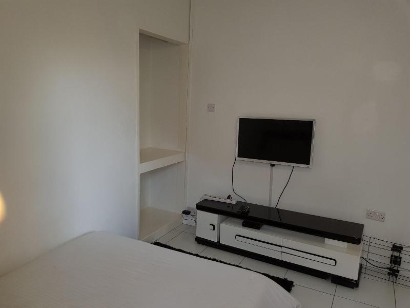 Spendwise Lodge And Apartments image