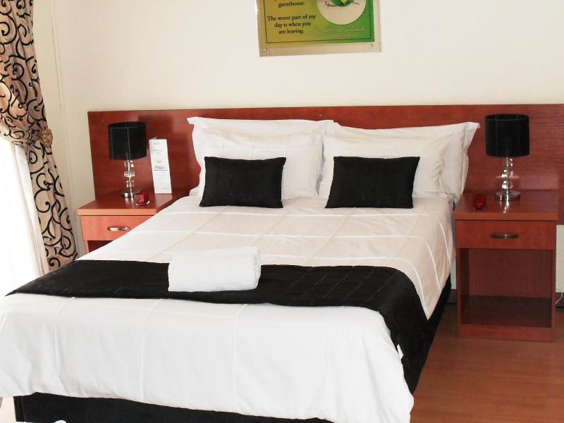 Scenery Guesthouse Stadium image