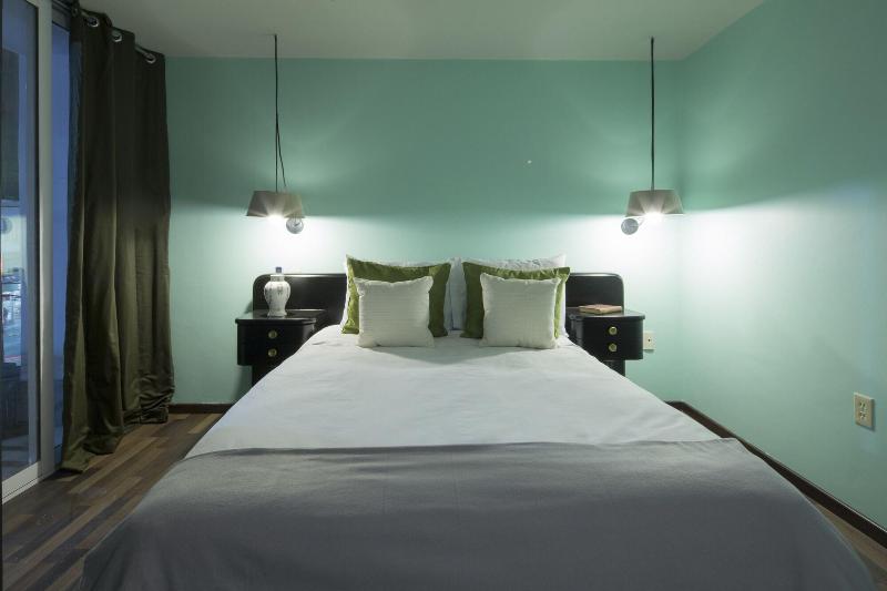 Lusitania Suites image