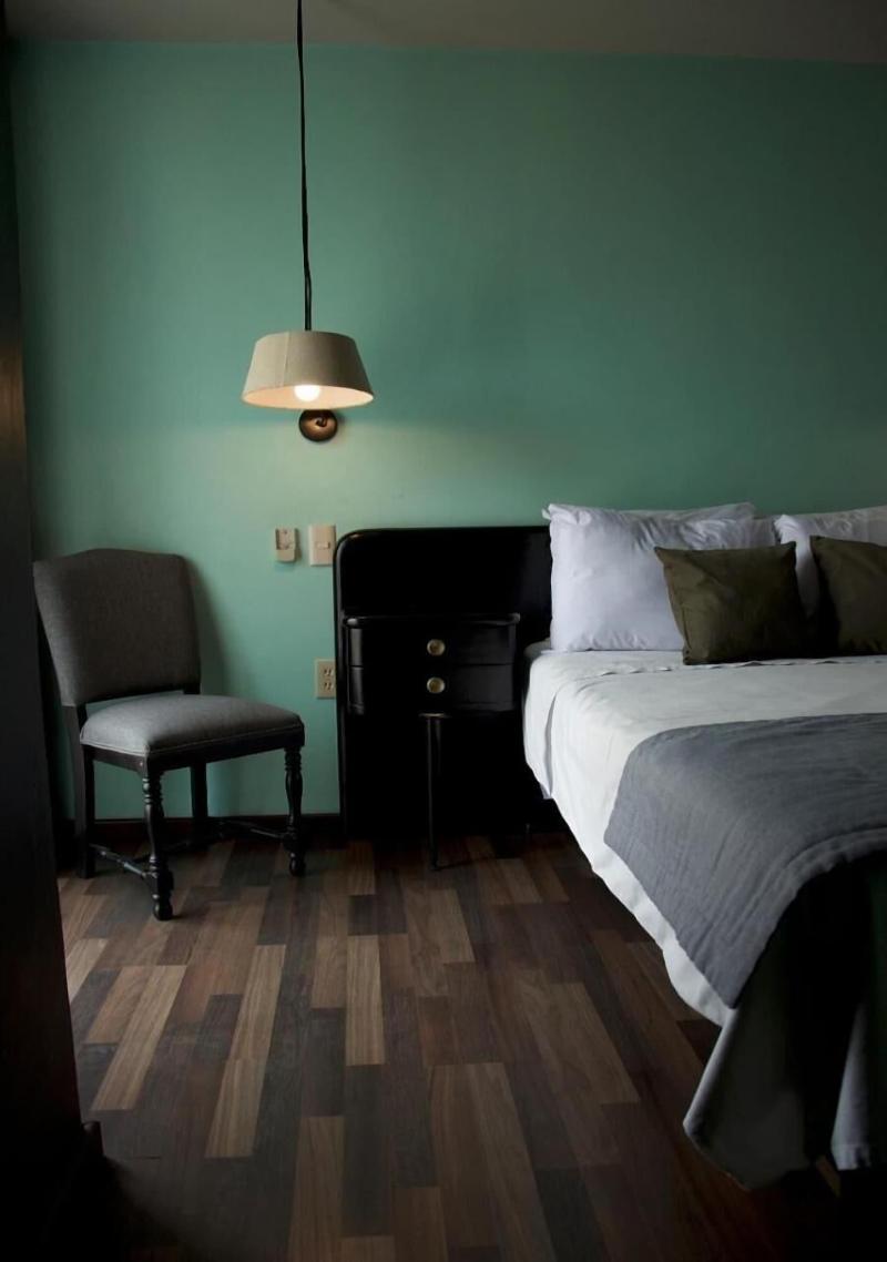 Lusitania Suites image