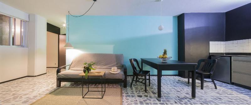 Lusitania Suites image