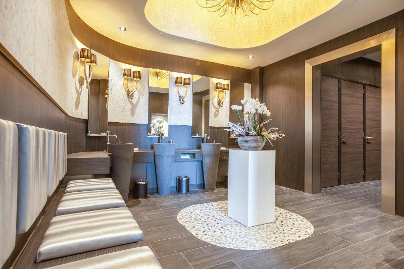 Van Der Valk Hotel Tiel image