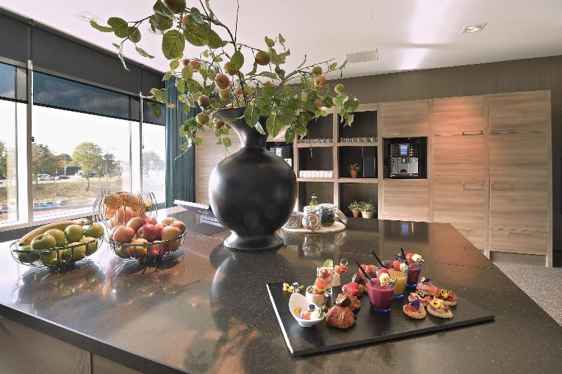 Van Der Valk Hotel Tiel image
