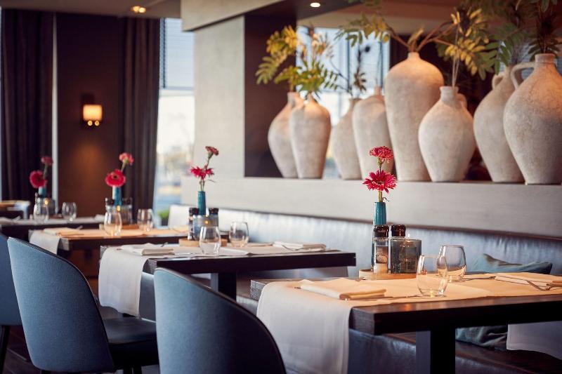 Van Der Valk Hotel Tiel image