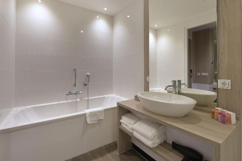 Van Der Valk Hotel Tiel image