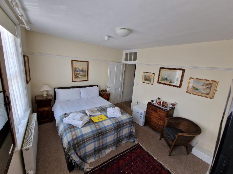 The Black Horse image