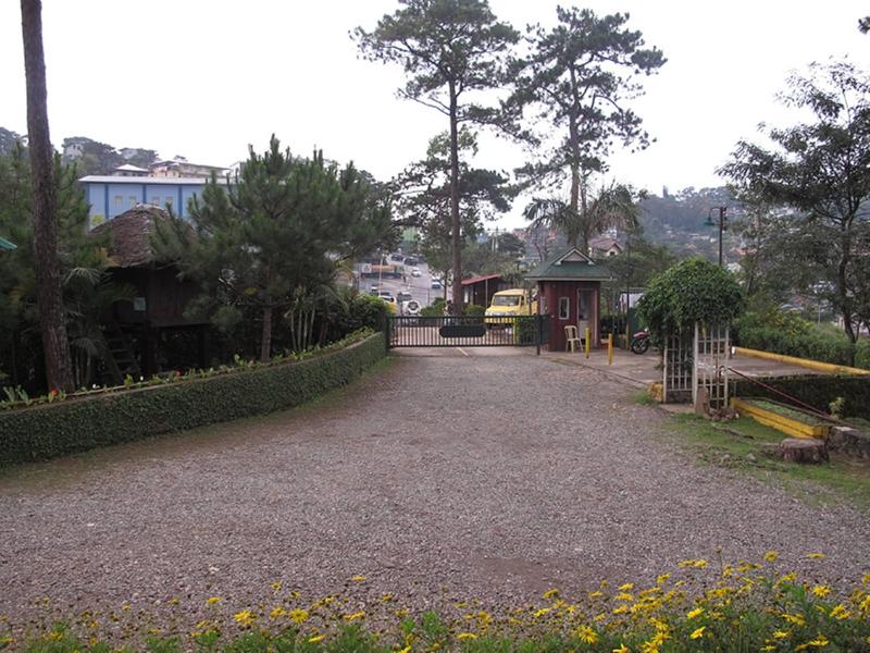 Pine Breeze Cottages image
