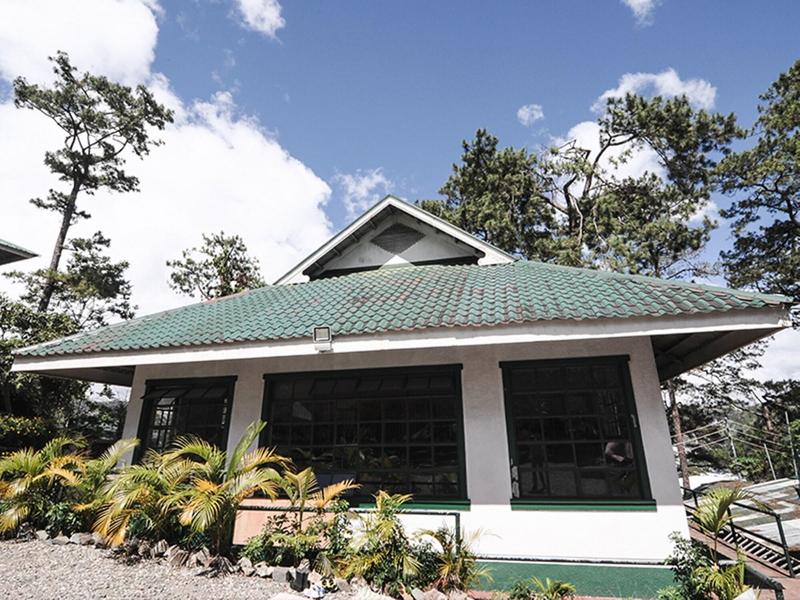 Pine Breeze Cottages image