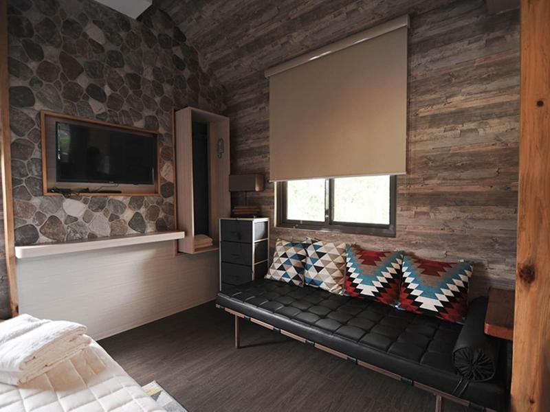 Pine Breeze Cottages image