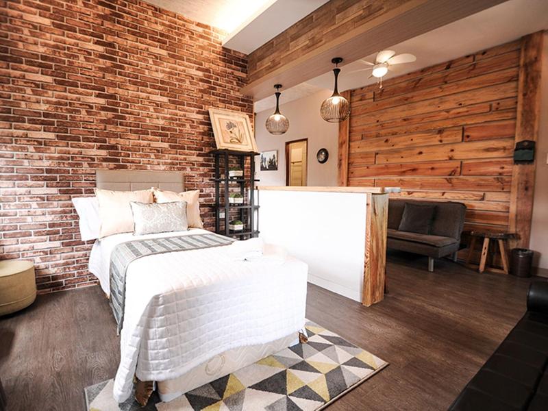 Pine Breeze Cottages image
