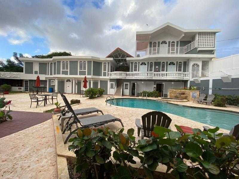 The Village Inn Hotel image