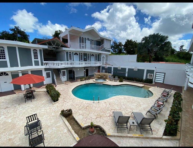 The Village Inn Hotel image