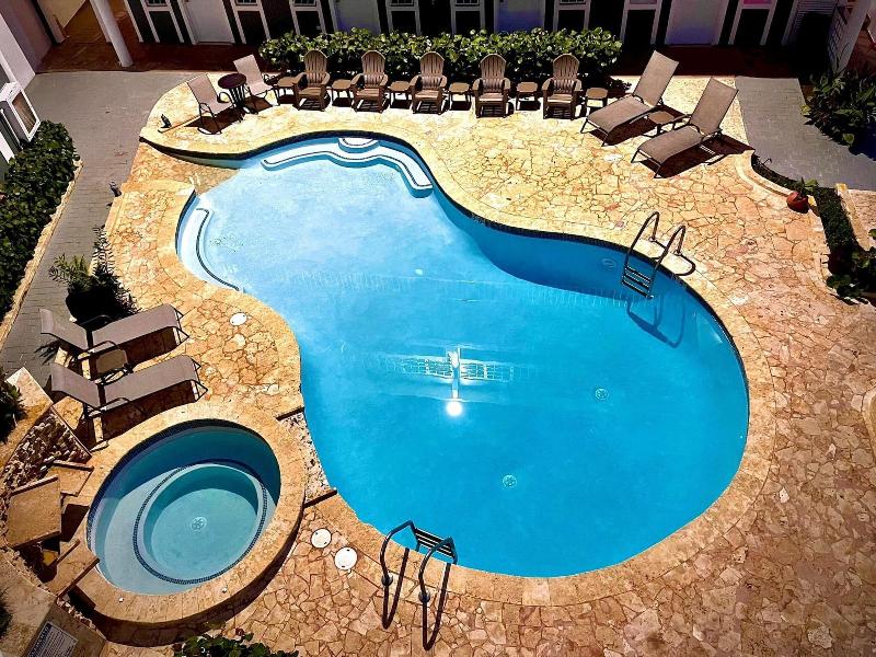 The Village Inn Hotel image