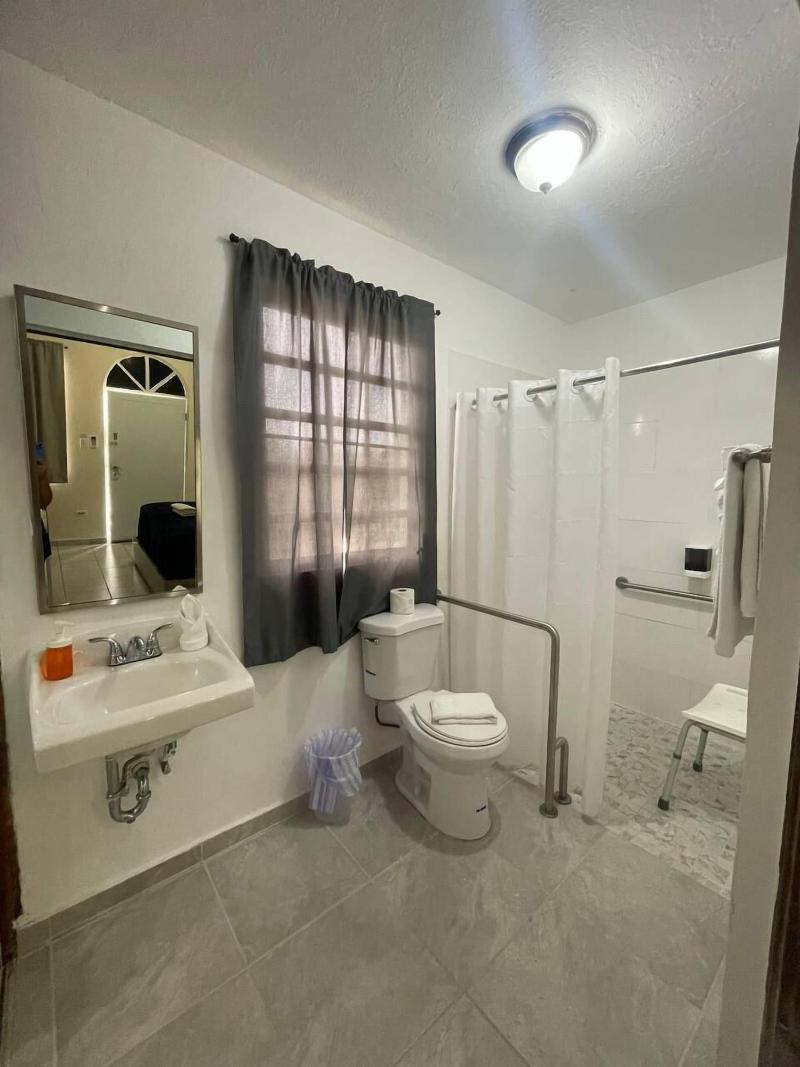 The Village Inn Hotel image
