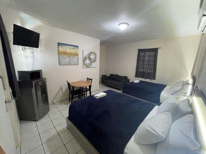 The Village Inn Hotel image