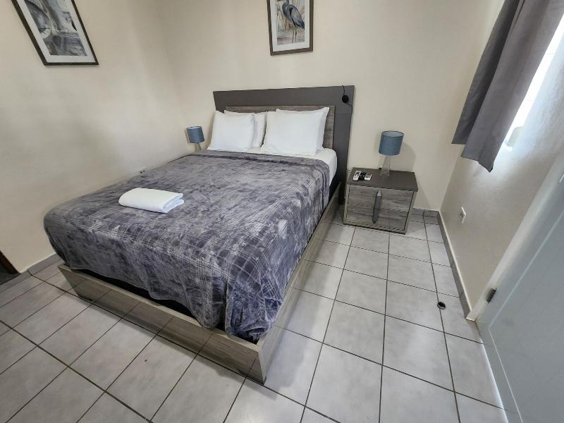 The Village Inn Hotel image