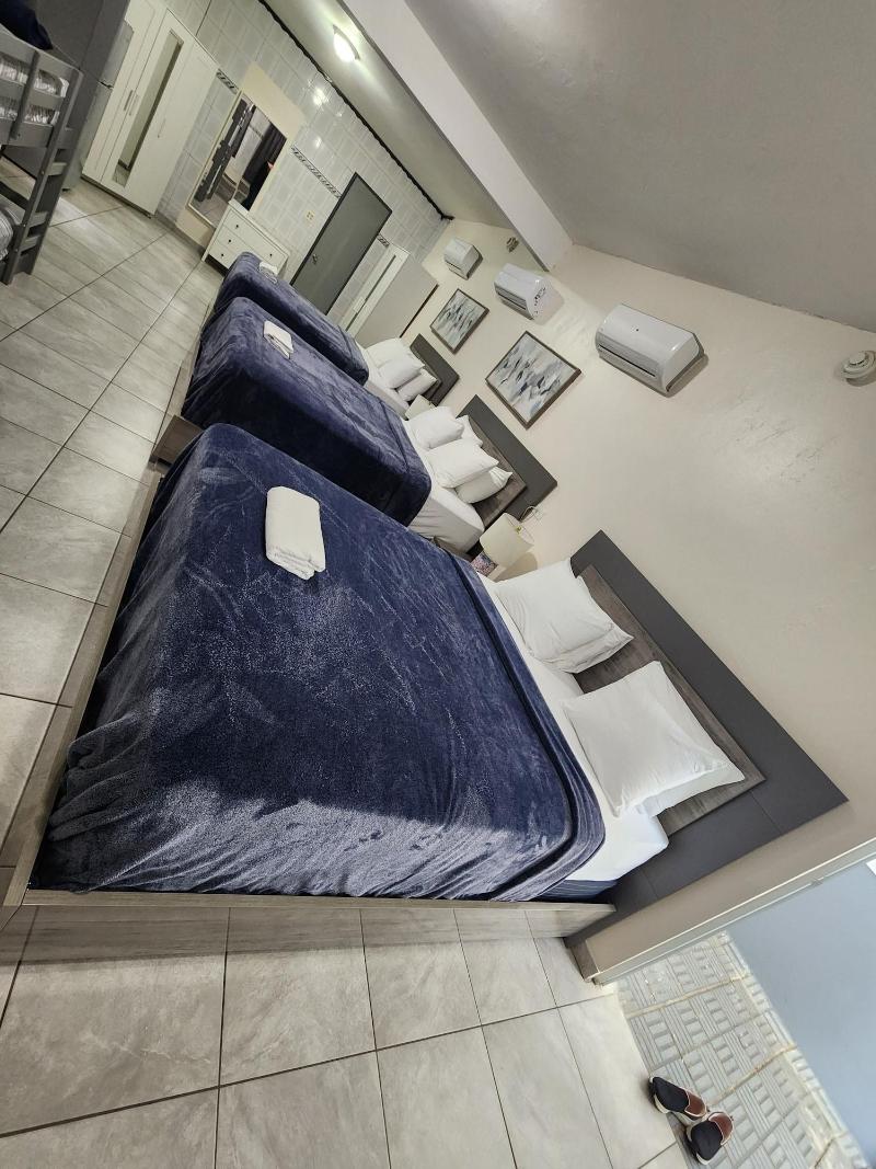 The Village Inn Hotel image