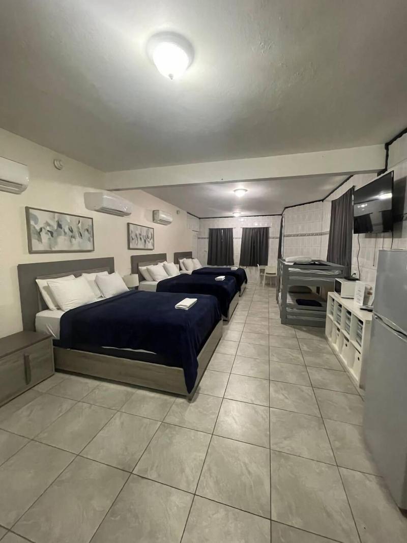 The Village Inn Hotel image