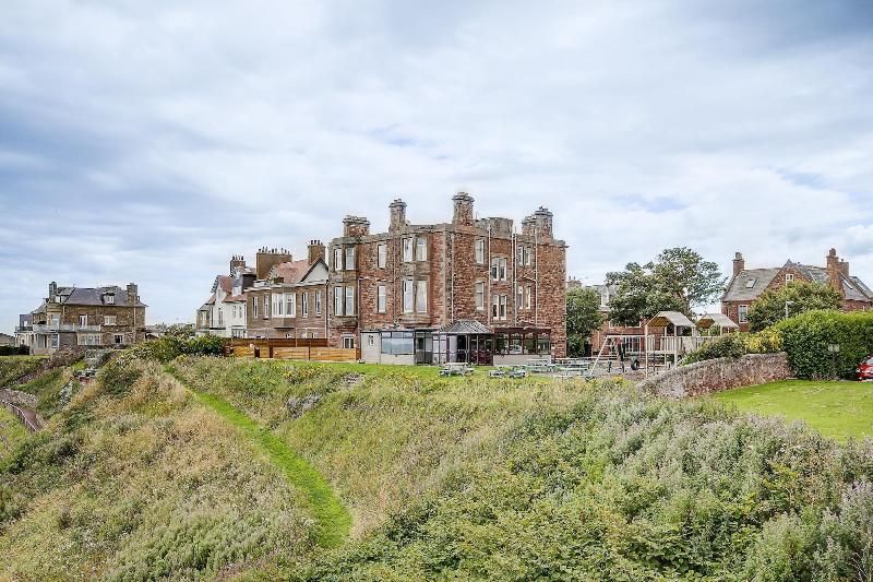 Bayswell Park Hotel image
