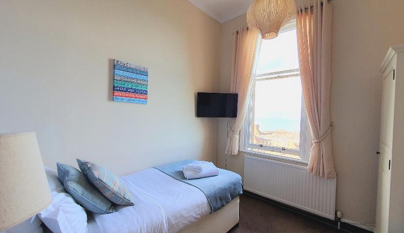 Bayswell Park Hotel image