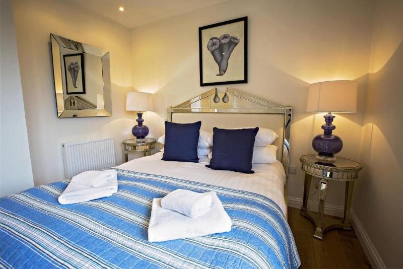 Bayswell Park Hotel image