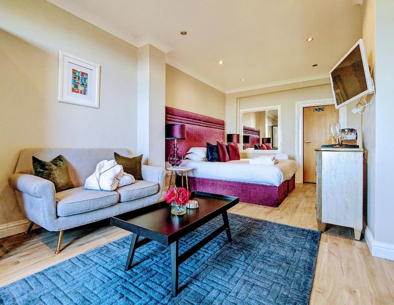 Bayswell Park Hotel image