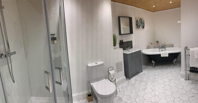 Bayswell Park Hotel image
