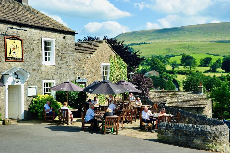 Assherton Arms image