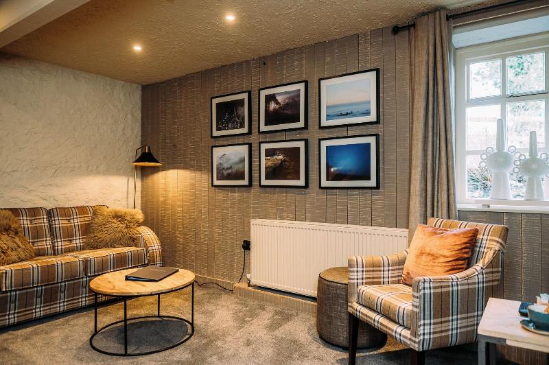 Assherton Arms image