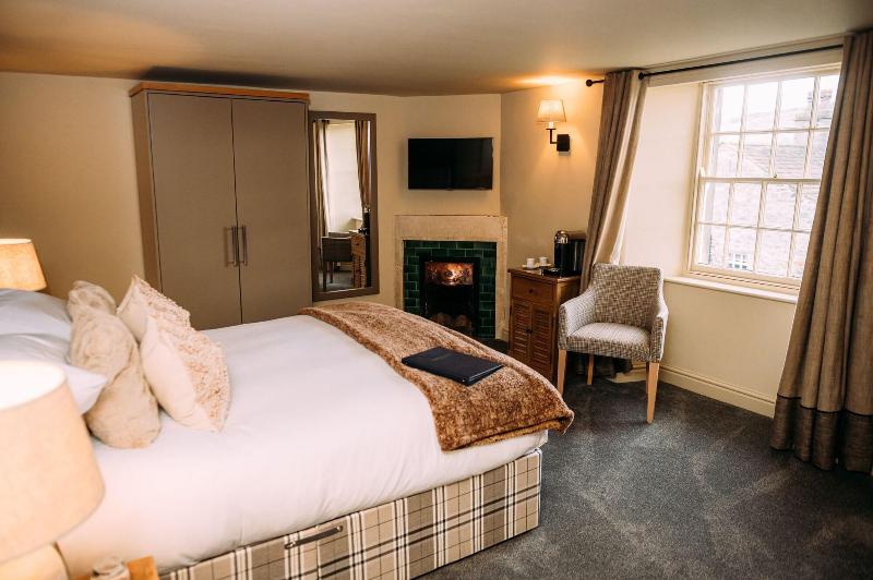 Assherton Arms image