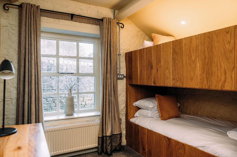 Assherton Arms image