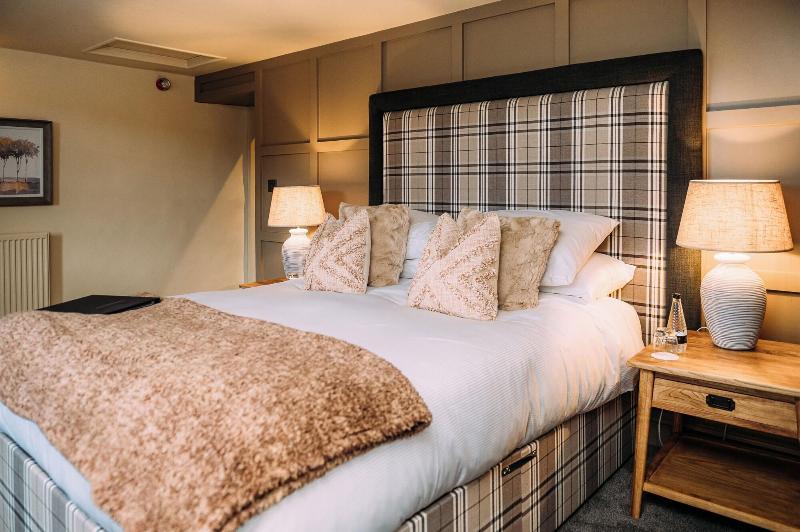 Assherton Arms image