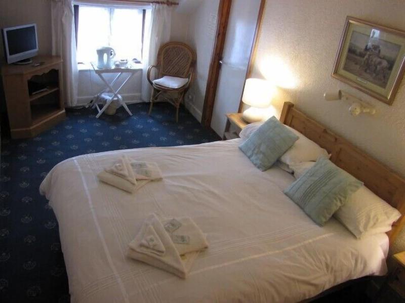Fourways Guest House image