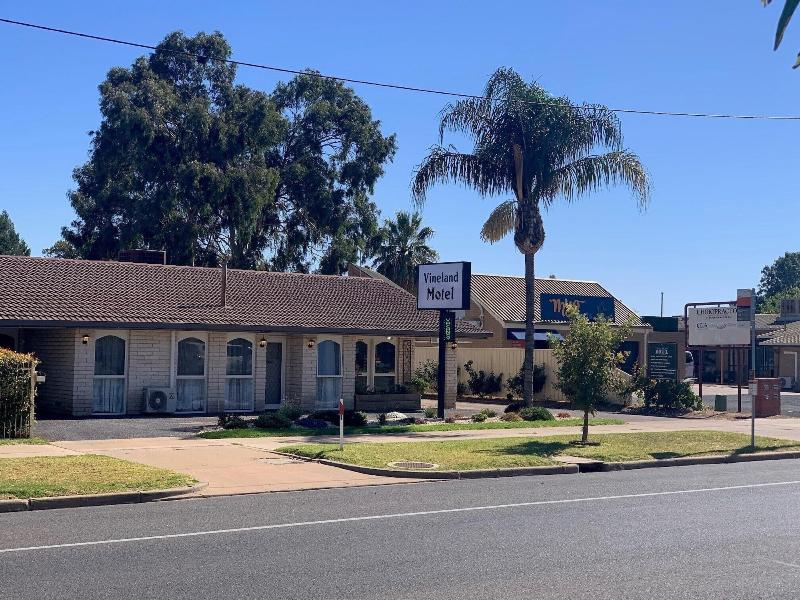 Vineland Motel