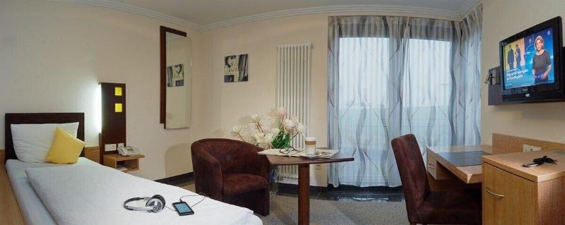 BurgStadt-Hotel image