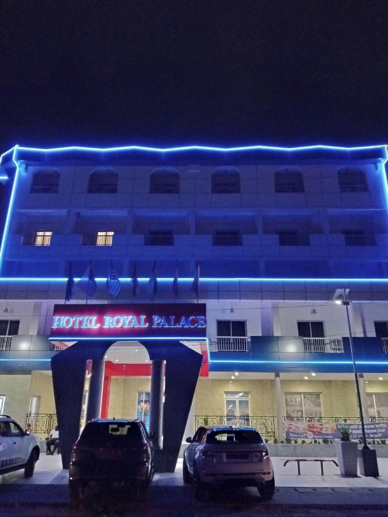 Hotel Royal Palace image