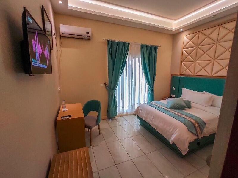 Hotel Royal Palace image