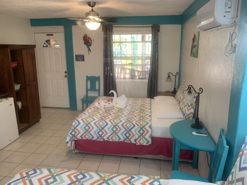 All Seasons Guest House image